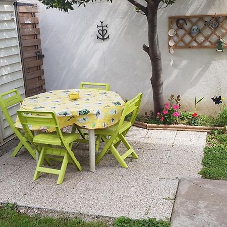 Appartement Superbe T2 Avec Jardin, Piscine-Enfant Et Parking à Arles Extérieur photo